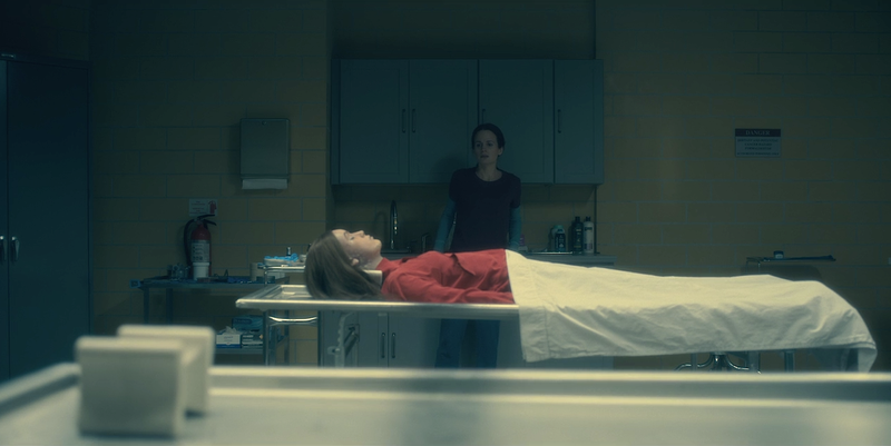 Victoria Pedretti, Elizabeth Reaser